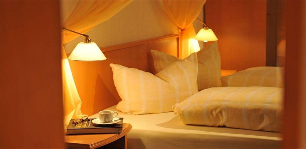 Hotel Haarener Hof Bad Wünnenberg Екстериор снимка