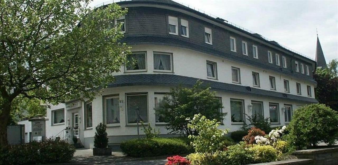 Hotel Haarener Hof Bad Wünnenberg Екстериор снимка